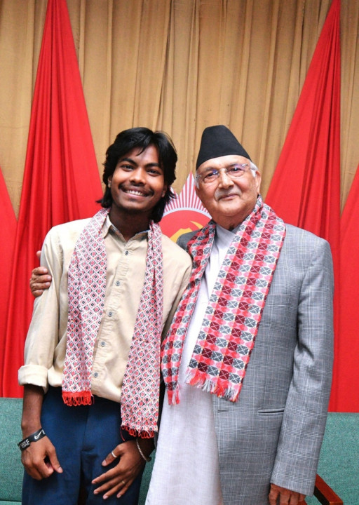 ओलीले दिनुभयो नेपाल आइडल परियारलाई बधाई तथा शुभकामना