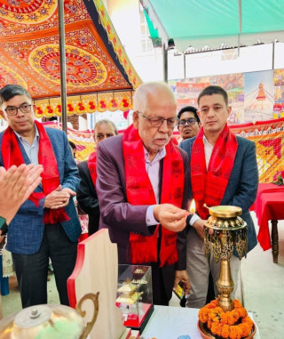 समयसापेक्ष संविधान संशोधन गर्नुपर्नेमा संविधानविद्को जोड